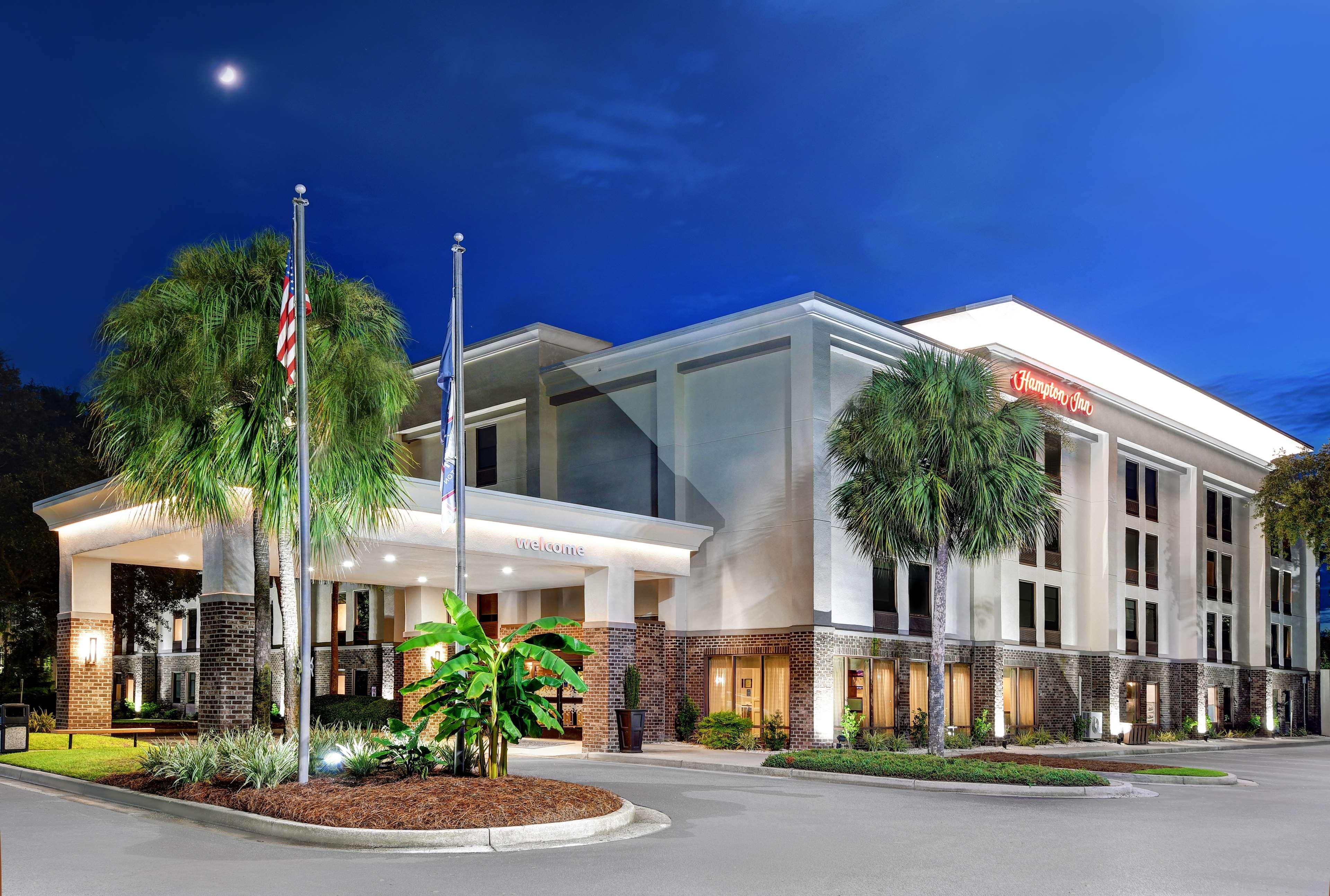 Hampton Inn Patriots Point Mount Pleasant Exterior photo
