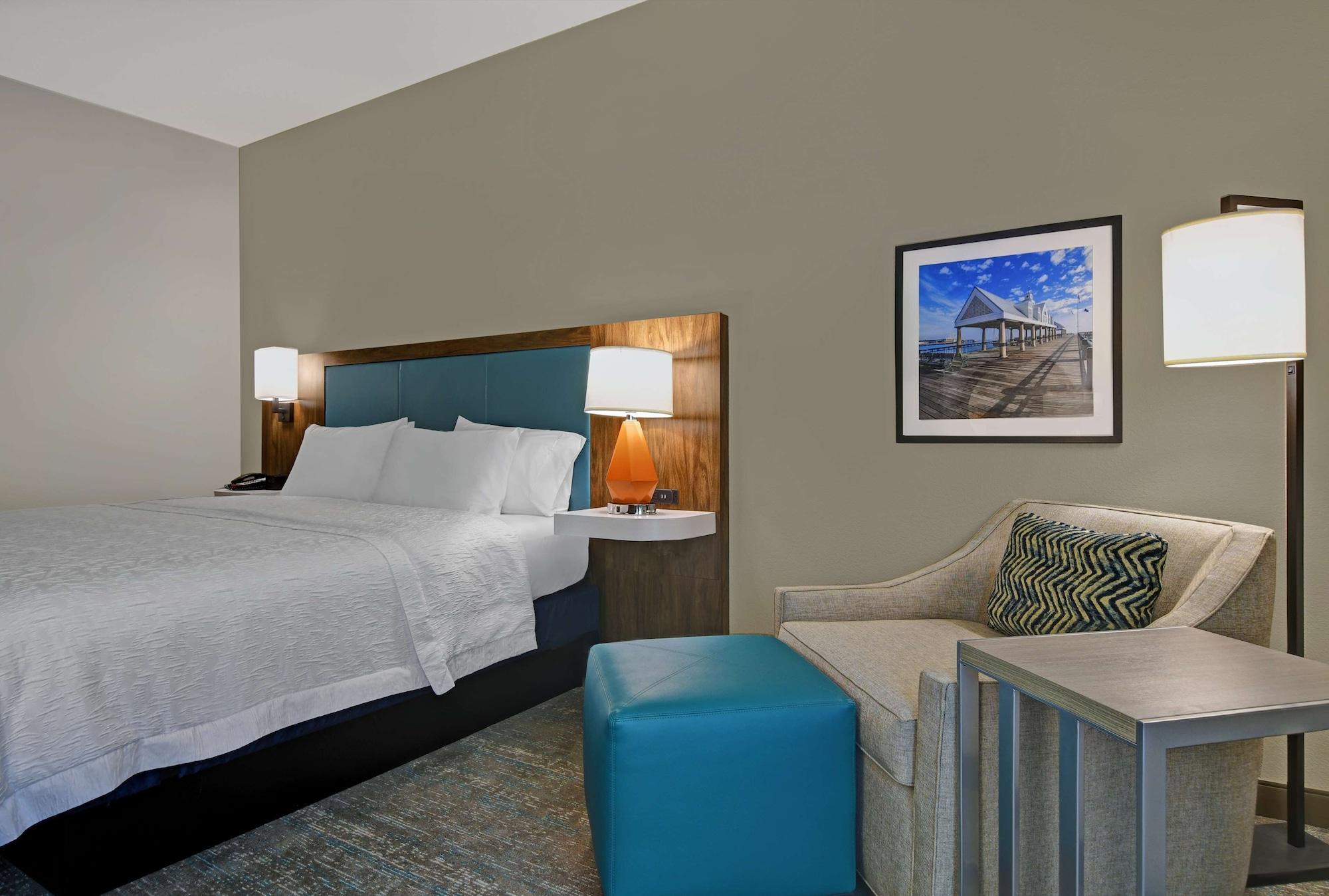 Hampton Inn Patriots Point Mount Pleasant Exterior photo