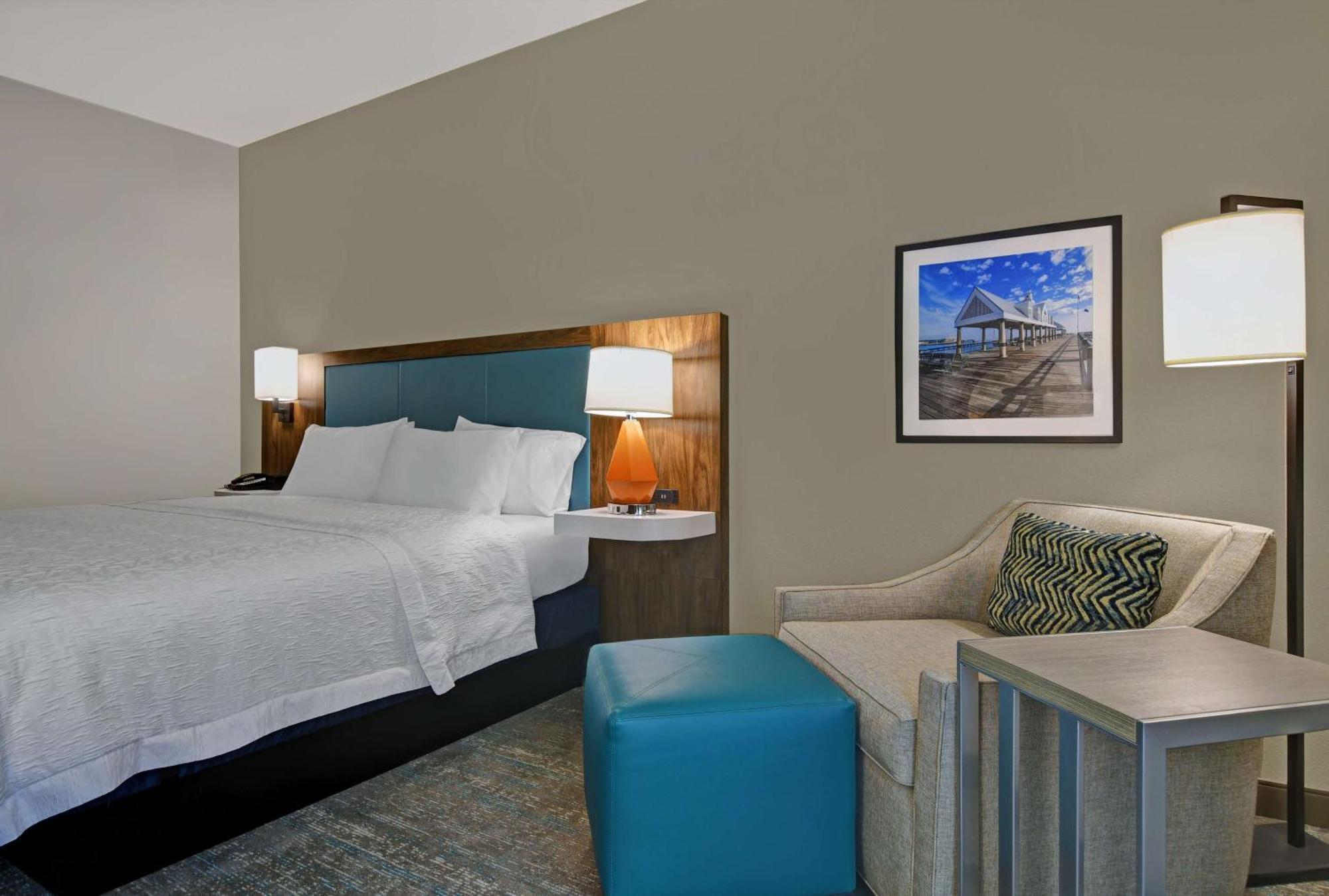 Hampton Inn Patriots Point Mount Pleasant Exterior photo