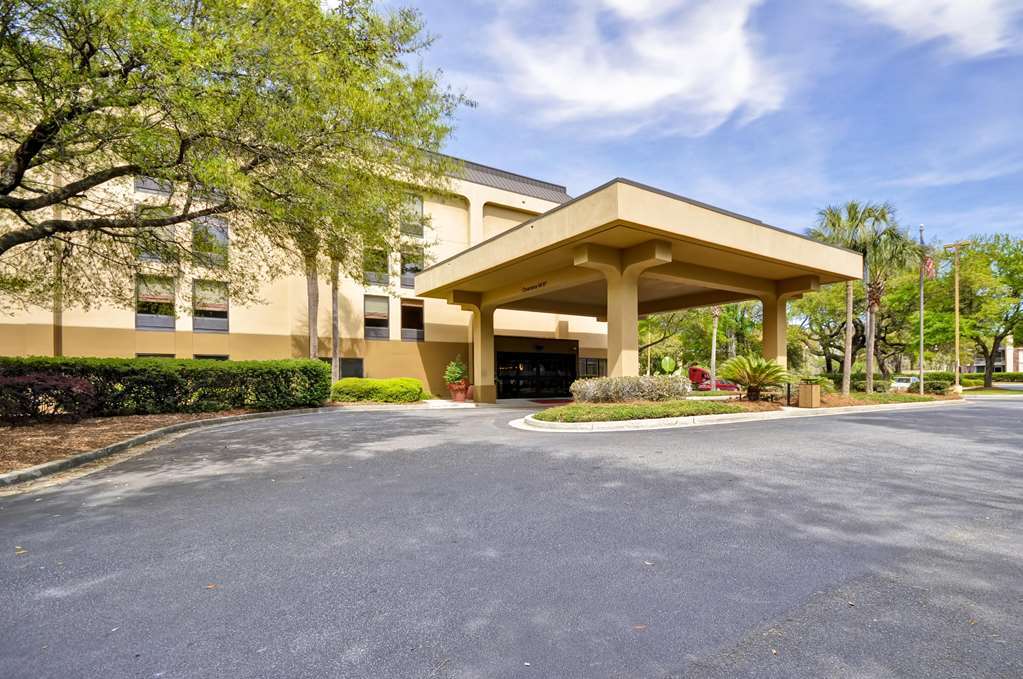 Hampton Inn Patriots Point Mount Pleasant Exterior photo